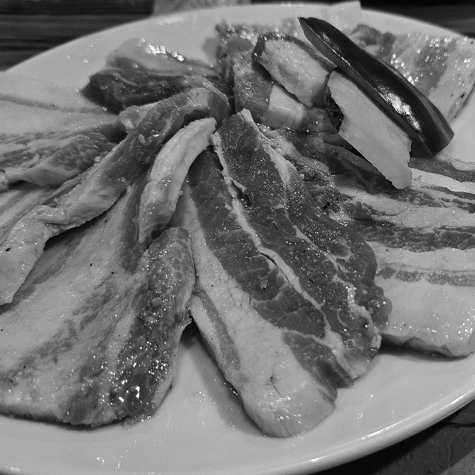 島豚七輪焼 満味